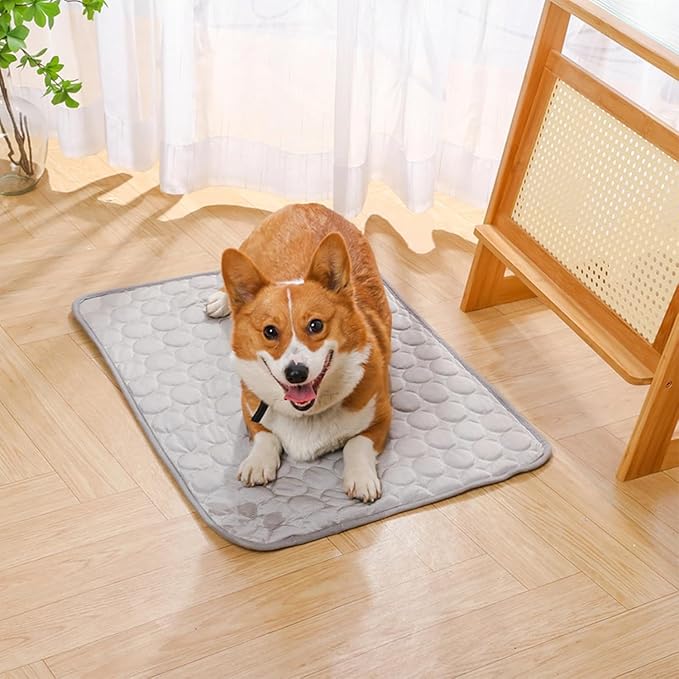 Dog Cooling Mat, Cooling Mat for Cats Dogs, Washable Cool Bed, Portable Pet Cool Pads for Dogs & Cats, Home & Outdoor (70cm X 100cm)