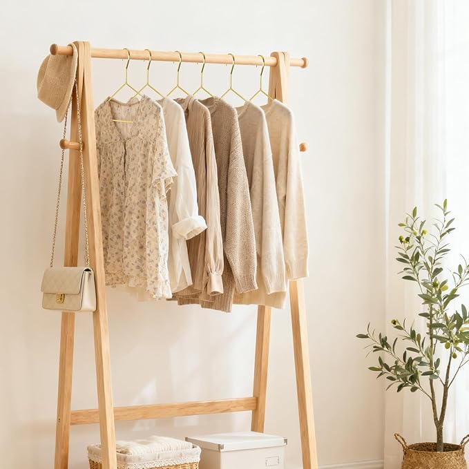 Metal Wire Clothes Hangers Bulk 30 Pack Gold, Heavy Duty Ultra Thin Space Saving Hangers with Non-Slip Notches, for Suits, Coats, Dresses, Shirts, Pants, Closet Organizer