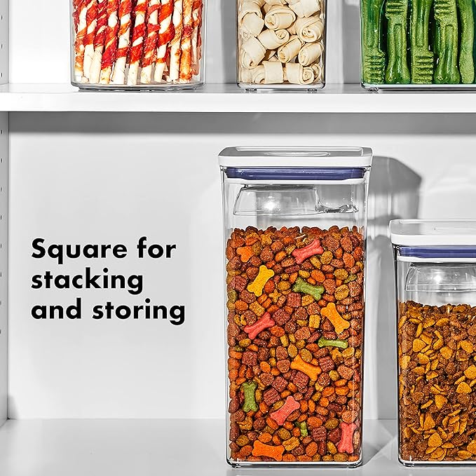 OXO Good Grips Pet POP Container – 6.0 Qt/5.7 L with Half Scoop, Ideal for up to 6.5lbs of Dog Food or 4.5lbs of Cat Food, Airtight Dog and Cat Food Storage Container, BPA Free, Clear