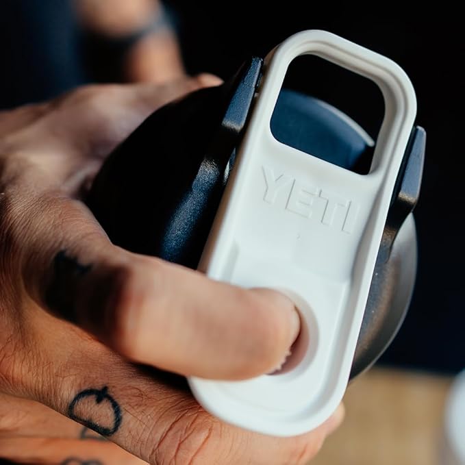 YETI Yonder Helimix Vortex Blender Shaker Bottle Holds up to 20oz | No Blending Ball or Whisk | USA Made | Portable Pre Workout Whey Protein Drink Shaker Cup | Dishwasher Safe, Navy