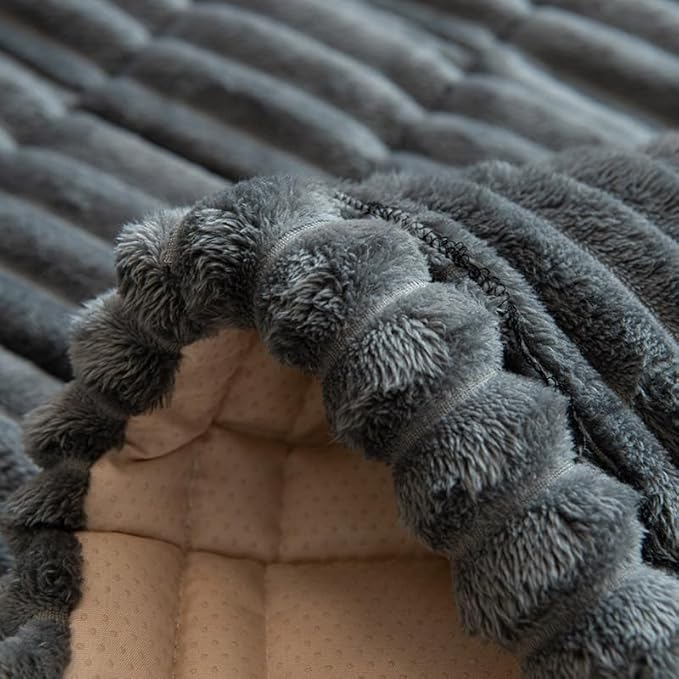 Non Slip Fuzzy Pet Couch Covers for Sofa, Washable Couch Cushion Covers for Dogs Bed Mat (Dark Grey 70 x120)