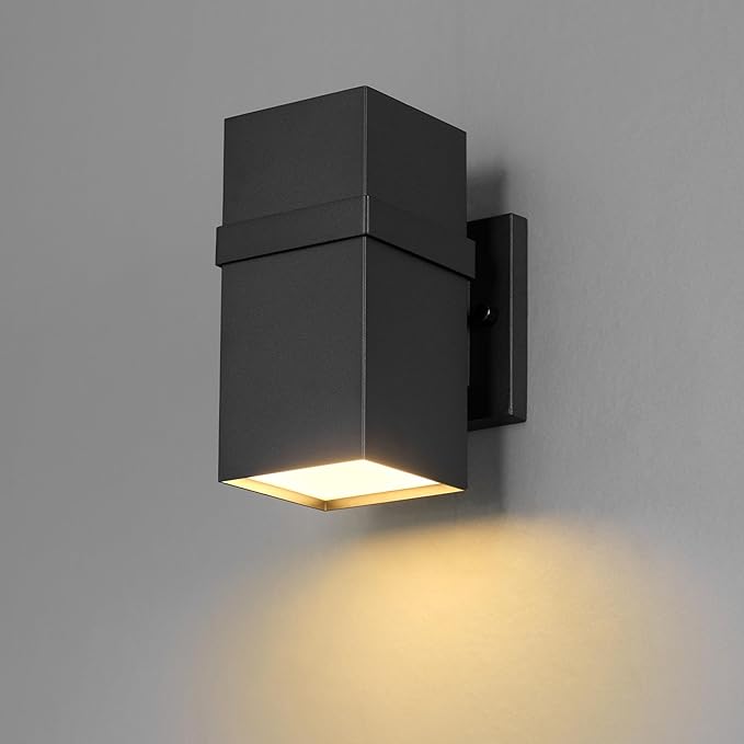 GLOBE Electric 60000180 9W LED Integrated Dusk to Dawn Outdoor Wall Sconce, Matte Black, 500 Lumens, 2700 Kelvin, 80 CRI