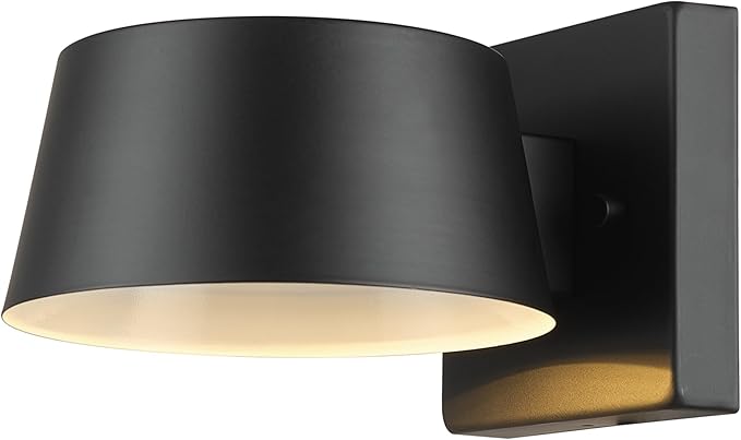 GLOBE Electric 44782 LED Integrated Outdoor Wall Sconce, Matte Black, 8W, 650 Lumens, 2700 Kelvin, Back Porch Lights, Front Patio, Garage Fixture, Exterior Lighting for House