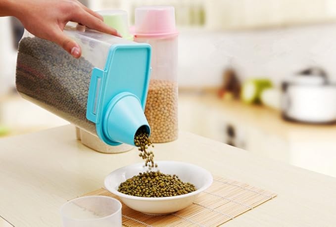 Pet Food Storage Container with Graduated Cup and Seal Buckles Food Dispenser for Dogs Cats (Blue)