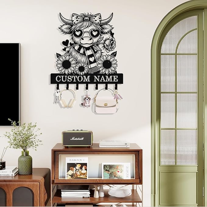 Personalized Highland Cow Key Holder Wall Mount, Custom Metal Key Holder for Wall with Name, Custom Keys Rack Hanger with Hooks for Entryway, Front Door, Hallway, Living Room, Kitchen