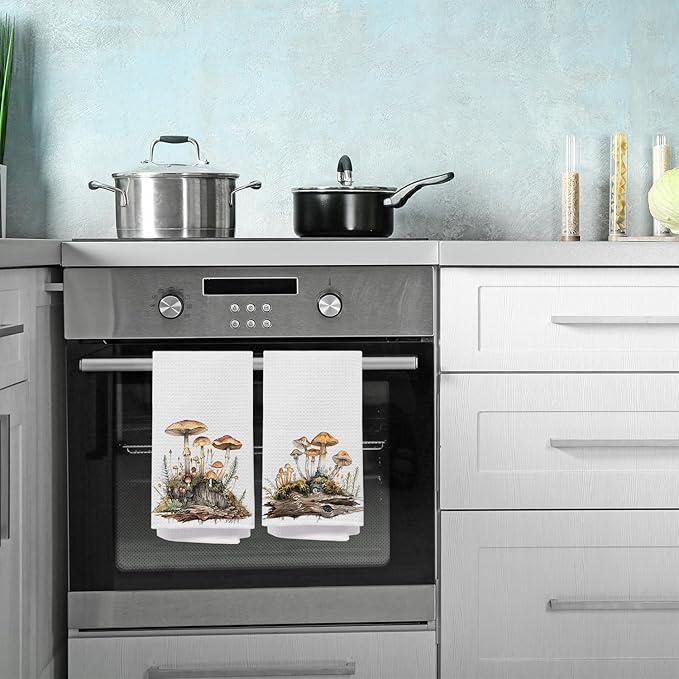 Mushroom Bathroom Decor Hand Towels, Mushroom Gifts for Women, Cottagecore Decor Dish Tea Towels, Rustic Botanical Mushrooms Hand Towel for Bathroom Kitchen, 16x24 Inch Set of 2