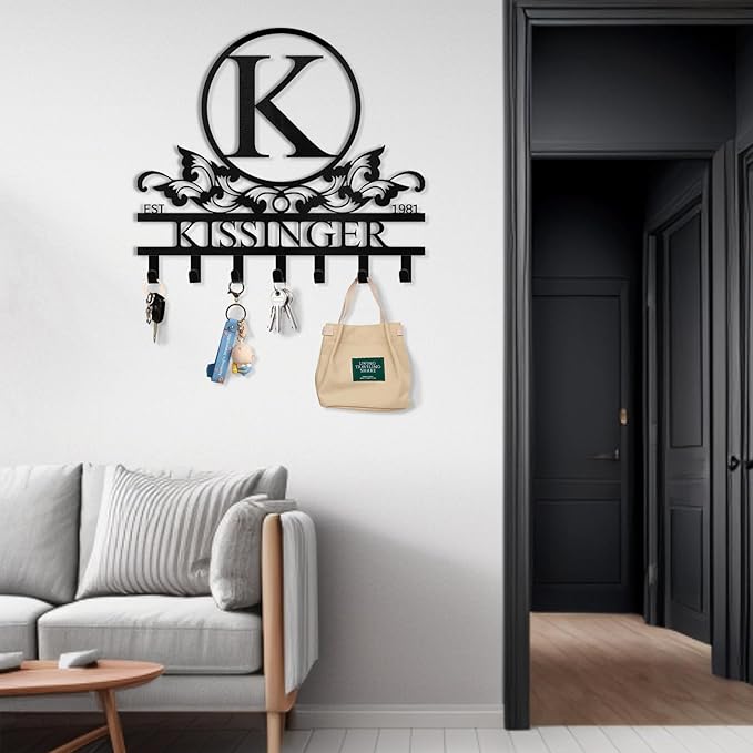 Personalized Key Holder Wall Mount - Custom Family Name Key Holder for Wall, Metal Key Rack Hook Organizer, Coat Rack, Key Hanger Wall Decor for Kitchen, Entryway, Hallway, Bedroom