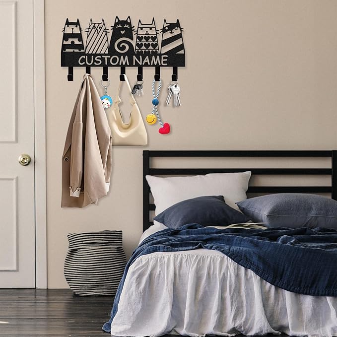 Dyoart Personalized Key Holder Wall Mount - Custom Name Cat Key Holder for Wall, Black Pet Wall Art Decor, Housewarming Gifts, Key Rack Coat Rack Organizer for Storage, Living Room, Hallway