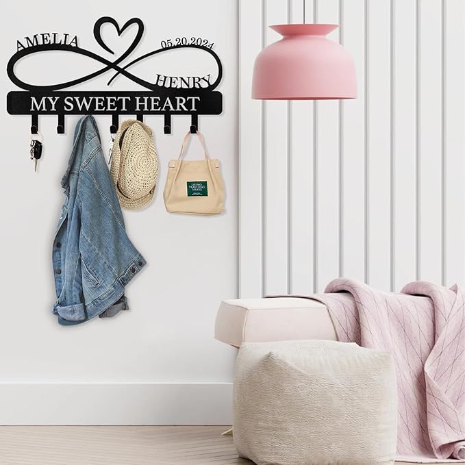 Personalized Key Holder Wall Mount, Custom Couple's Name Key Holder for Wall, Love Shape Wedding Couple Gifts, Metal Key Rack Coat Rack, Key Rack Organizer for Bedroom Hallway Decor