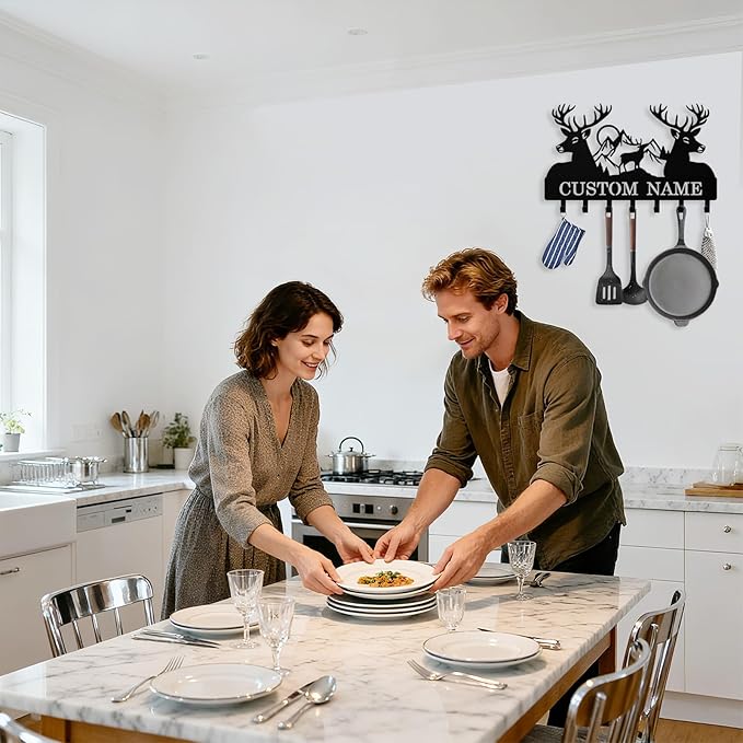 Personalized Deer Key Holder Wall Mount, Custom Metal Keys Hanger for Wall with Name, Custom Key Rack Holder with Hooks for Entryway, Front Door, Hallway, Living Room, Kitchen