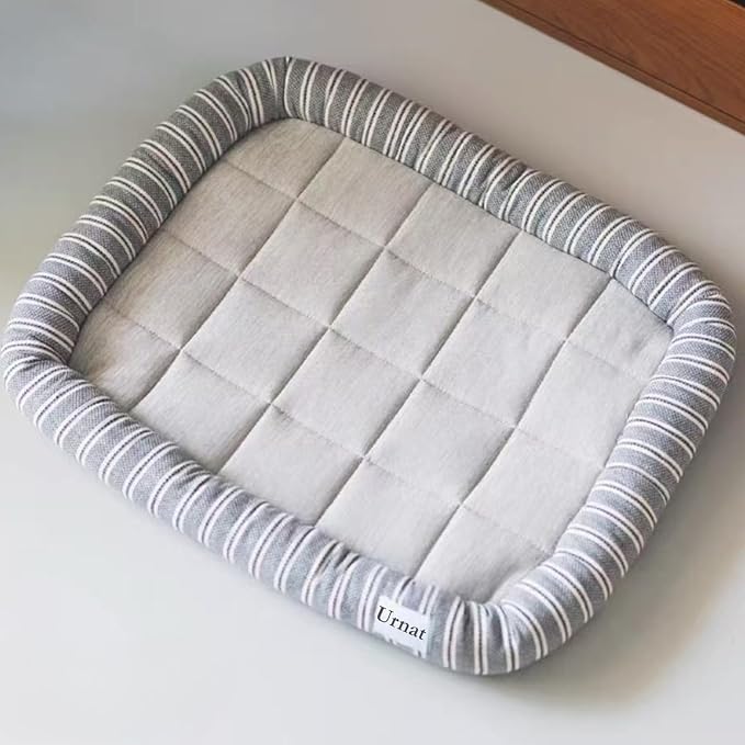 Cat Cooling Mat Bed, Summer Machine Washable Temperature-Regulating Breathable Sleeping Cushion for Indoor Kittens (Grey,L)