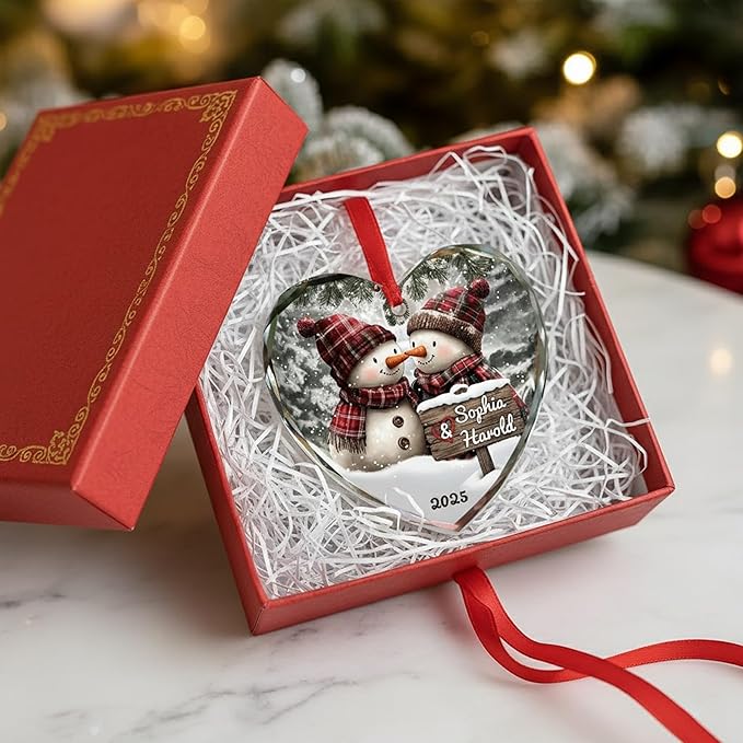 NAZENTI Personalized Snowman Couple Ornament 2025, Custom Glass Christmas Ornaments with Names, Snowman Lovers Holiday Decoration, Romantic Gift for Couples Newlyweds Keepsake 03