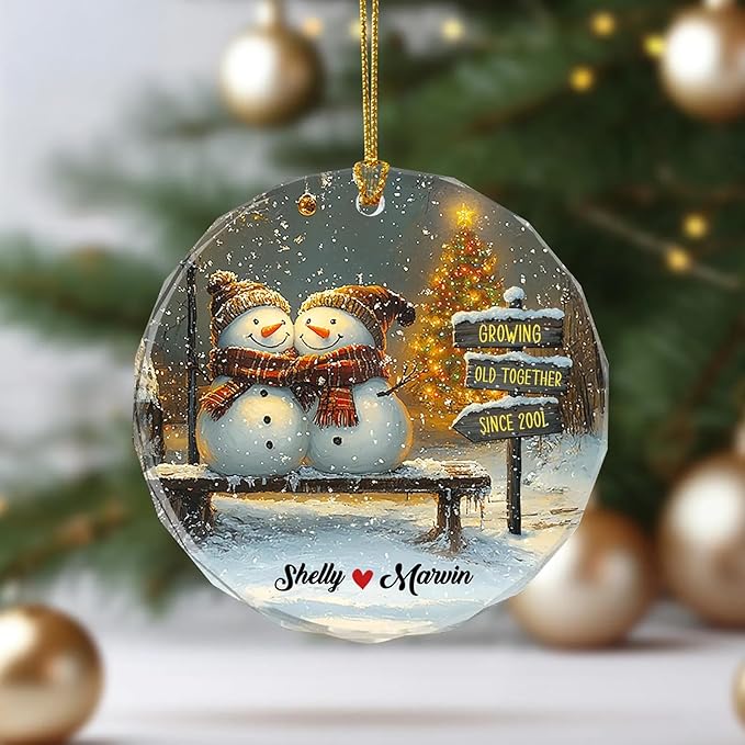 NAZENTI Personalized Snowman Couple Ornament 2025, Custom Glass Christmas Ornaments with Names, Snowman Lovers Holiday Decoration, Romantic Gift for Couples Newlyweds Keepsake 04