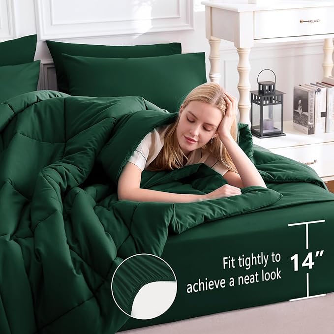 CozyLux Full Size Comforter Sets Emerald Green, 7 Pieces Bed in a Bag, Green Comforter Full Size, All Season Bedding Sets with Stitch Quilted Comforter, Flat Sheet, Fitted Sheet, Pillowcases