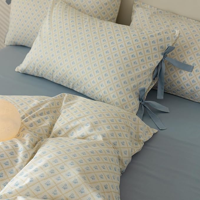 Blue Floral Duvet Cover Twin XL Garden Style Soft Cotton Floral Bedding Comforter Cover Plaid Grid Design Vintage Blue Flower Duvet Cover with 2 Bowknot Pillowcases Botanical Cottagecore Bedding Sets