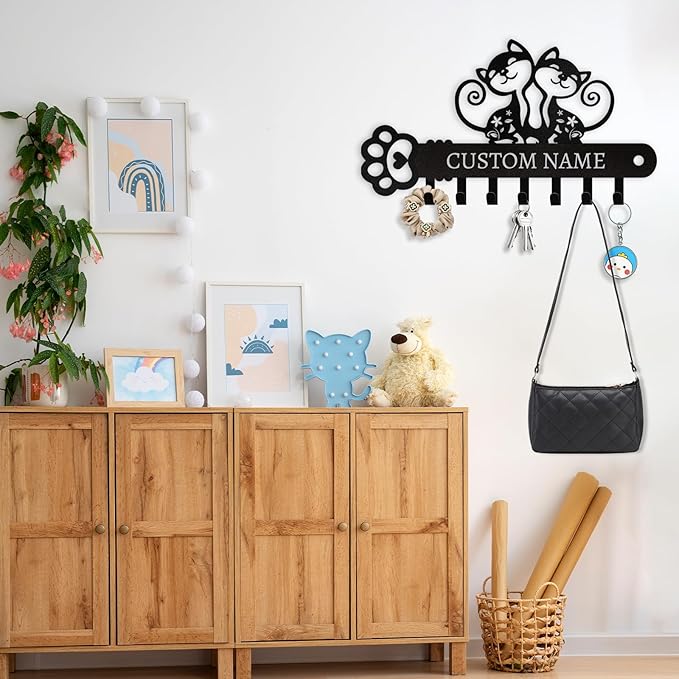 Cat Key Holder with Custom Name & Hooks - Personalized Metal Key Rack Wall Mount Art Decor for Bedroom Doorway Office