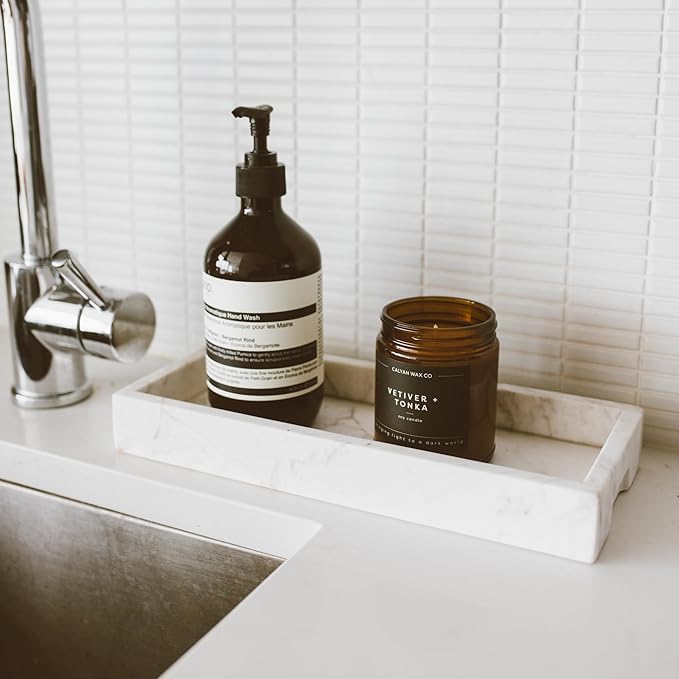 Calyan Wax Co. Vetiver & Tonka Scented Candle - 57 Hour Burn - Luxury Non Toxic Soy Wax Candles - Long Lasting Amber Glass Jar Candle for Home - 7.2oz