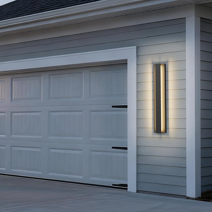 LamQee 31.5 Inch Long Outdoor Wall Lights Modern Exterior Lighting Fixtures, 3000K 24W LED Linear Outdoor Wall Sconce, Contemporary Matte Black Outside Wall Mount Lights for House Garage Porch Patio