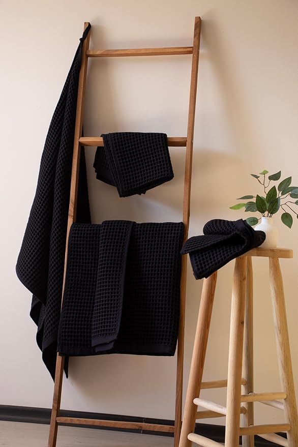 Püskül - Luxury Waffle Towel Set for Bathroom 4 Pieces Black, Premium Quality Organic 100% Turkish Cotton 2 Hand and 2 Bath Towels Sets, Quick Dry Thin Waffle Towels, Made in Turkiye (Black)