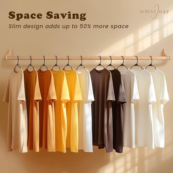 HOUSE DAY Plastic Hangers 100 Pack - Adult Clothes Hangers Black - Space Saving, Non-Slip, Durable & Sturdy Hanger with Shoulder Grooves for Closet, Perfect Slim Coat Hanger - Ganchos para Colgar Ropa