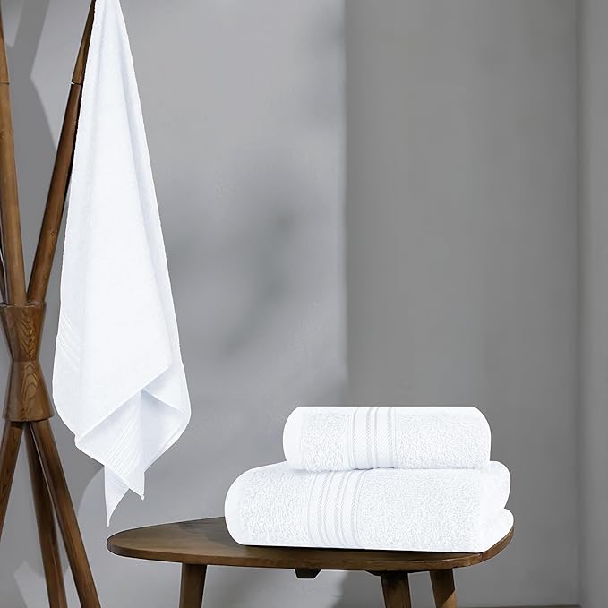 BOUTIQUO Ultra Soft 3 Pack Cotton Towel Set, Contains a Bath Towels 28x55 inch, a Hand Towels 16x24 inch & a Wash Coths 12x12 inch, Ideal Everyday use, Compact & Lightweight - White