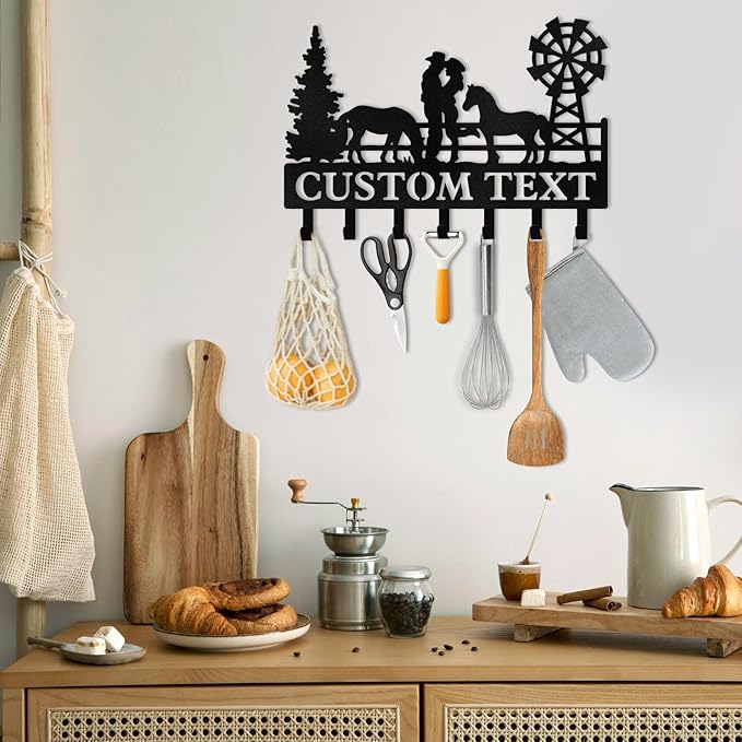 Personalised Metal Key Holder for Wall, Roosters Hens Key Holder Wall Mount, Chicken Wall Art Decor, Key Organizer Hanger for Kitchen Farmhouse Hallway Office, Housewarming Gifts