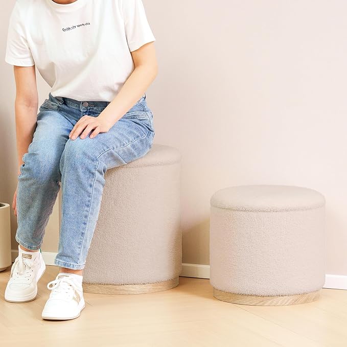 PINPLUS Round Ottoman with Storage Set of 2, Vanity Stool with Storage, Small Ottoman with Tray Teddy Velvet Foot Rest Stool Ottoman for Bedroom, Living Room, Dorm (Beige)