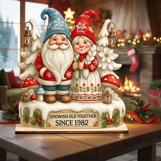 Personalized Growing Old Together Christmas Wooden Plaque, Custom Standing Couple Figurine Gift, Holiday Home Decoration for Parents or Grandparents, Heartfelt Christmas Keepsake