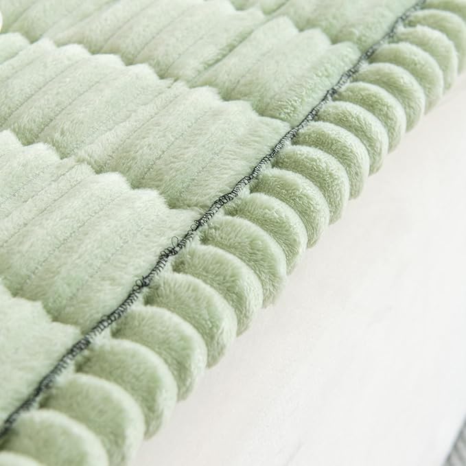 Non Slip Fuzzy Pet Couch Covers for Sofa, Washable Couch Cushion Covers for Large Dogs