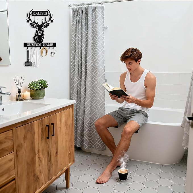 Personalized Deer Head Key Holder Wall Mount, Custom Metal Keys Hanger for Wall with Name, Custom Key Rack Holder with Hooks for Entryway, Front Door, Hallway, Living Room, Kitchen