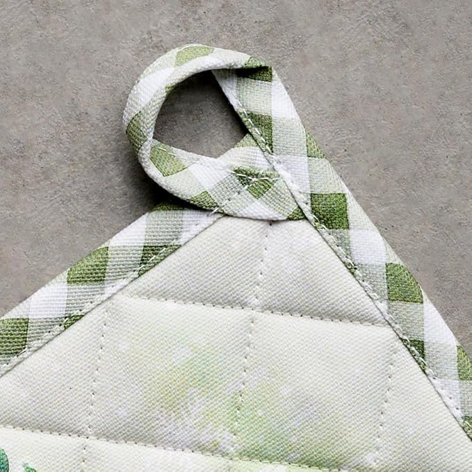 Maison d' Hermine Pot Holders Set 100% Cotton Heat Resistant Potholders 8" x 8" Hot Pads with Loop for Thanksgiving Christmas Decorations BBQ Baking Handling Hot Pans (Pack of 2, Winter Mornings)