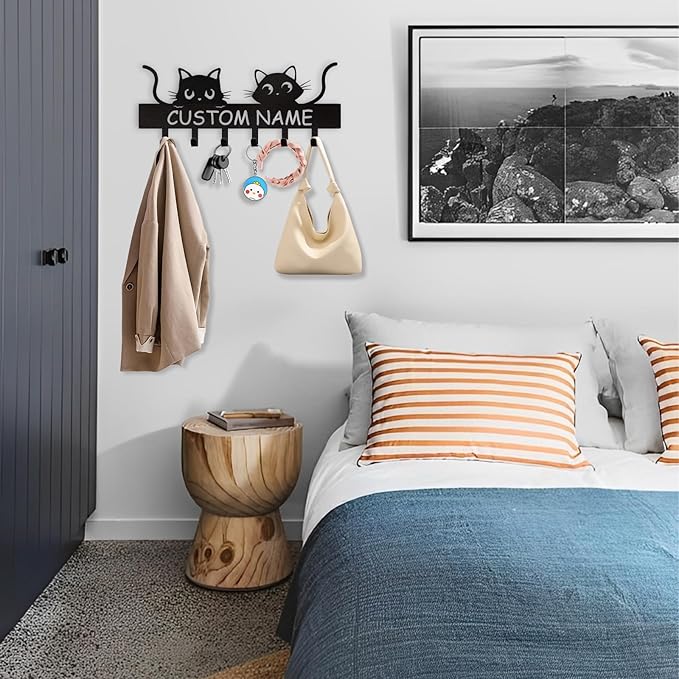 Personalized Metal Key Holder for Wall, Cat Key Holder Wall Mount, Custom Name Cat Coat Key Rack with Hook, Key Hanger Gifts for Cat Lovers, Cute Key Holder Organizer for Entryway Bedroom Decor