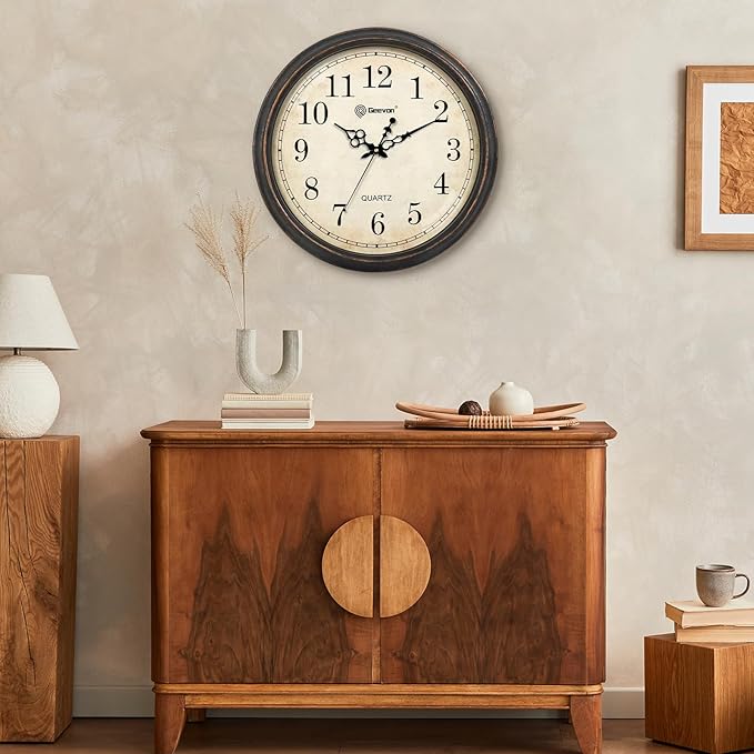 Geevon Vintage Wall Clock, Silent 18" Non Ticking Retro Round Clock Quartz Decorative Battery Operated Wall Clock for Kitchen, Office, Bedroom, Living Room, Classroom, Decor