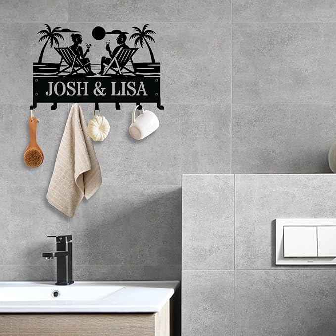 NIWAHO Personalized Beach Couple Key Holder with Name – Custom Metal Wall Mount Keys Hanger Rack with Hooks for Entryway, Front Door, Hallway, Living Room, Kitchen Decor