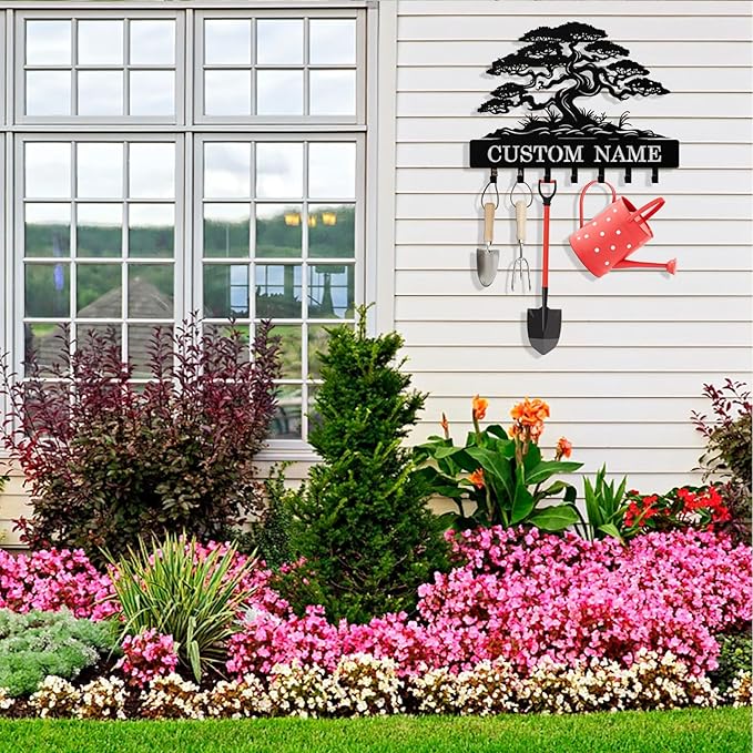 Personalized Key Holder Wall Mount, Custom Tree of Life Metal Keys Holder for Wall with Name, Wall Key Hanger Rack with Hooks for Entryway, Front Door, Living Room, Kitchen, Bathroom, Garden