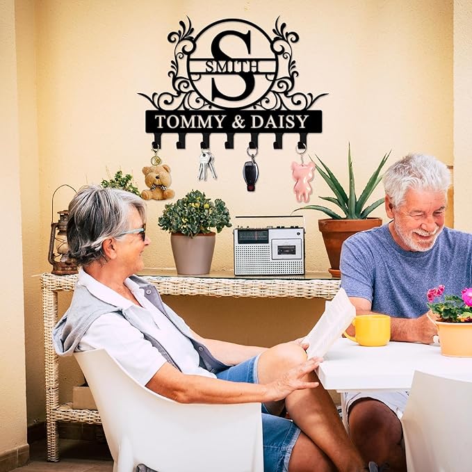 Personalized Metal Key Holder Wall Mount with Family Name Custom Key Hooks Wall Mounted Key Hooks Monogram Name Decor for Kitchen Entryway Hallway Office Doorway