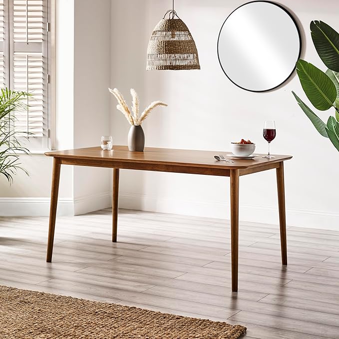 Furniturebox UK Solid Wood Table - Lynton Wooden Dining Table - Modern Take on Traditional Classic Farmhouse Dining Furniture - Retro Solid Rubberwood (6 Seat Table)