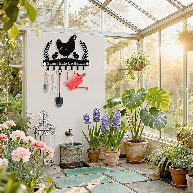 Personalized Chicken Key Holder Wall Mount, Custom Metal Key Holder for Wall with Name, Custom Keys Rack Hanger with Hooks for Entryway, Front Door, Hallway, Living Room, Kitchen