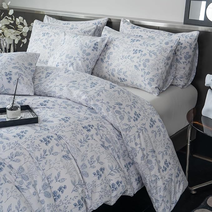 Floral Comforters Queen Size 3 Pieces Soft Chic Garden Style Blue Floral Print Lightweight Botanical Flower Comforter Set for All Seasons 1 Comforter and 2 Pillowcases
