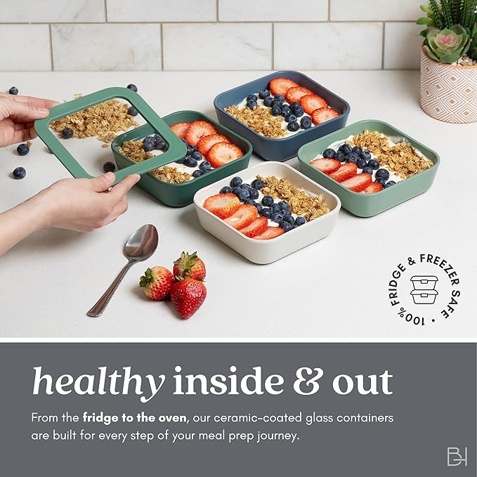 Ceramic Coated Glass Food Storage Container | No PTFE, PFOA, PFAS, and BPA | Reusable Non Toxic Meal Prep Container with Glass Lid | Easy To Store | 5 Cup Square [Crema]