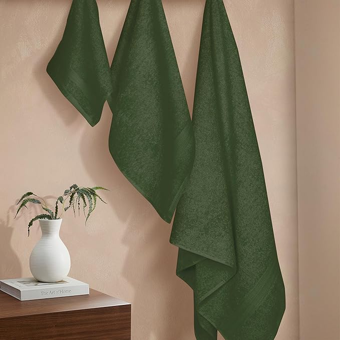 BOUTIQUO Ultra Soft 3 Pack Cotton Towel Set, Contains a Bath Towels 27x54 inch, a Hand Towels 16x24 inch & a Wash Coths 12x12 inch, Ideal Everyday use, Compact & Lightweight - Olive Green
