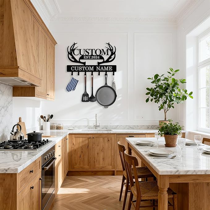 Personalized Deer Antler Key Holder Wall Mount, Custom Metal Keys Hanger for Wall with Name, Custom Key Rack Holder with Hooks for Entryway, Front Door, Hallway, Living Room, Kitchen