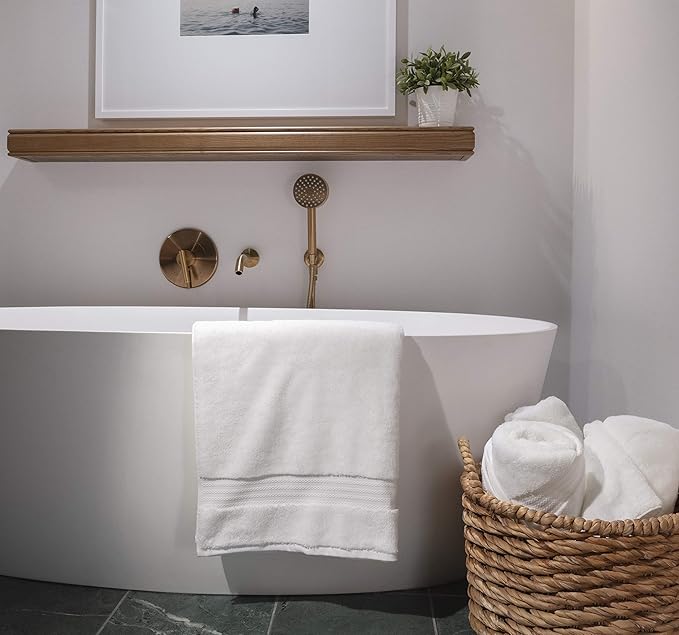 Fabdreams 100% Organic Cotton Bath Towel Set of 6 700 GSM Hotel Premium Plush Absorbent Soft Durable Skin-Friendly Spa Quality Bathroom Comfort with 2 Bath 2 Hand Towels and 2 Wash Cloths White