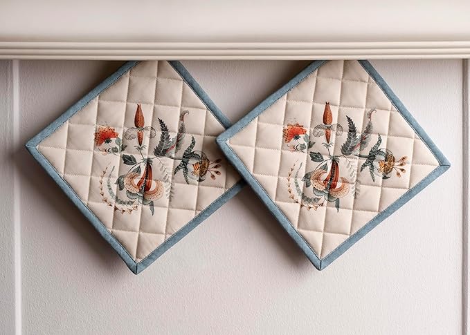 Maison d' Hermine Pot Holders Set 100% Cotton Heat Resistant Potholders 8" x 8" Hot Pads with Loop for Thanksgiving Christmas Decorations BBQ Cooking Baking Handling Hot Pans (Pack of 2, Dalida)