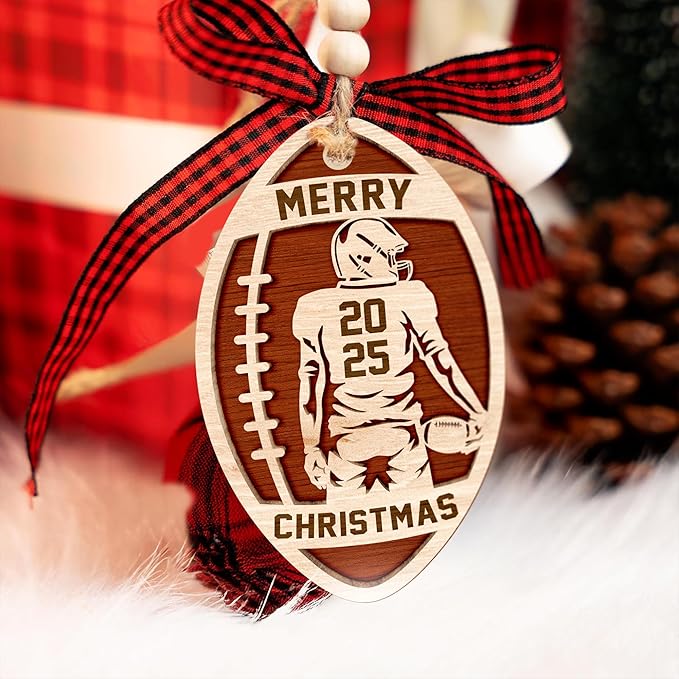 Football Player Ornament - Fantastic Football Ornament for Christmas Tree, Unique Christmas Ornaments 2025 for Sports Fans, Fun Gift for Fantasy Football Enthusiasts, Festive Sports-Themed Decor