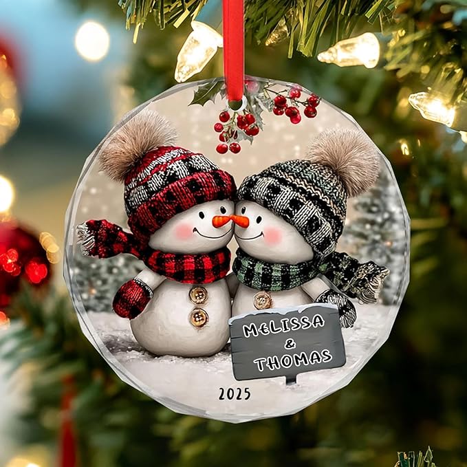 NAZENTI Personalized Snowman Couple Ornament 2025, Custom Glass Christmas Ornaments with Names, Snowman Lovers Holiday Decoration, Romantic Gift for Couples Newlyweds Keepsake 01