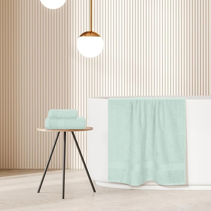 BOUTIQUO Ultra Soft 3 Pack Cotton Towel Set, Contains a Bath Towels 27x54 inch, a Hand Towels 16x24 inch & a Wash Coths 12x12 inch, Ideal Everyday use, Compact & Lightweight - Sea Green