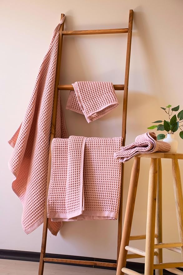 Püskül - Luxury Waffle Towel Set for Bathroom 4 Pieces Pink, Premium Quality Organic 100% Turkish Cotton 2 Hand and 2 Bath Towels Sets, Quick Dry Thin Waffle Towels, Made in Turkiye (Pink)