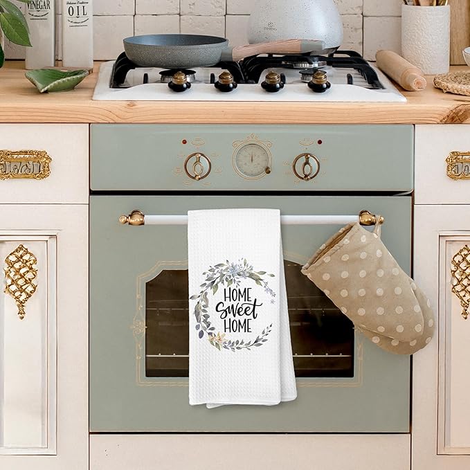 Voatok Home Sweet Home Garland Bath Towel,Family Sweet Gifts Decorative Towel,New Home Housewarming Decor,Mom Gifts