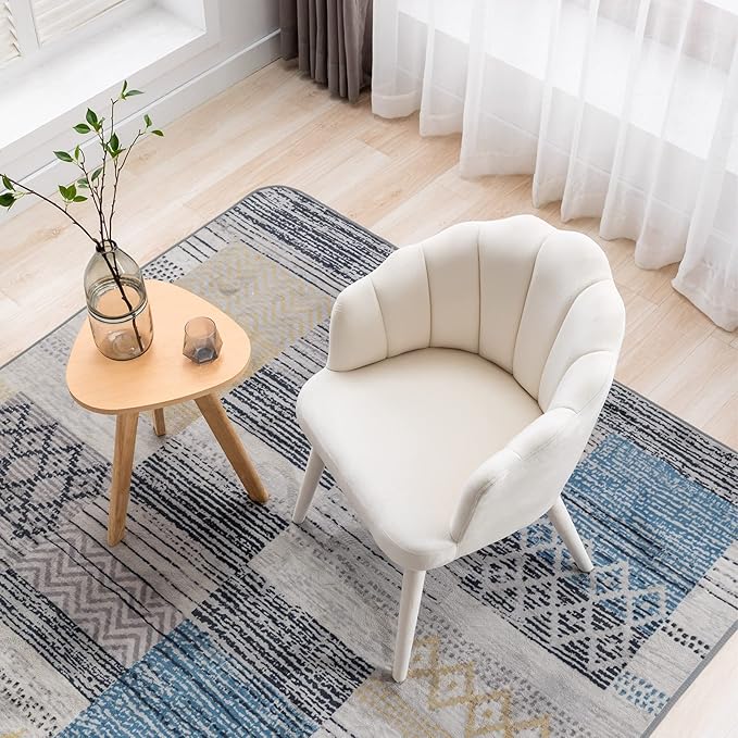 Velvet Dining Chairs Set of 2 Modern Living Room Chairs with Petal Back & Wood Legs Comfy Upholstered Side Chair for Dining Room/Bedroom/Vanity, Cream